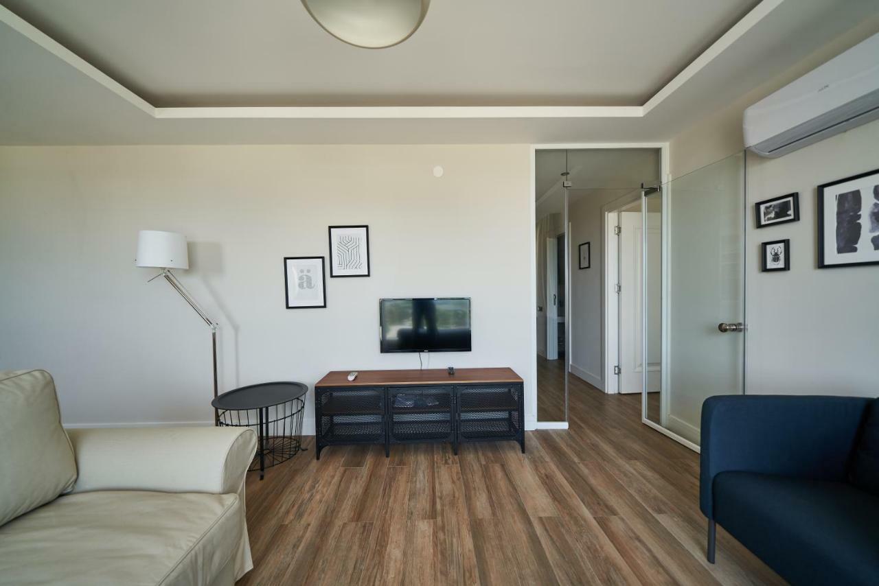 Lara Suite'S Apart Hotel Camili  Екстер'єр фото